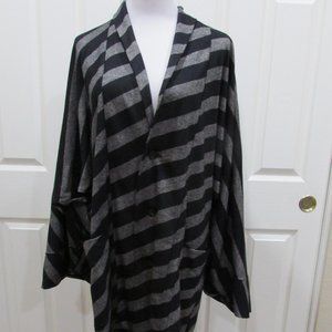 ISSEY MIYAKE VINTAGE PLANTATION BLACK/GRAY STRIPED WOOL SAMURAI COAT/JKT SIZE L